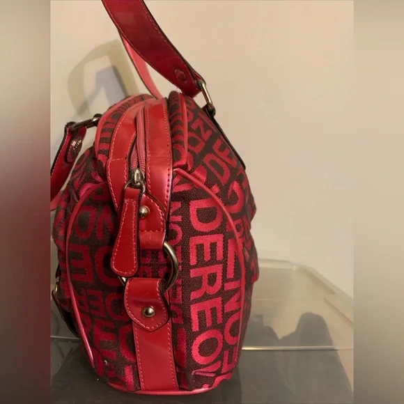 Dereon By Beyoncé Duffle Bag - Picture 5 of 8